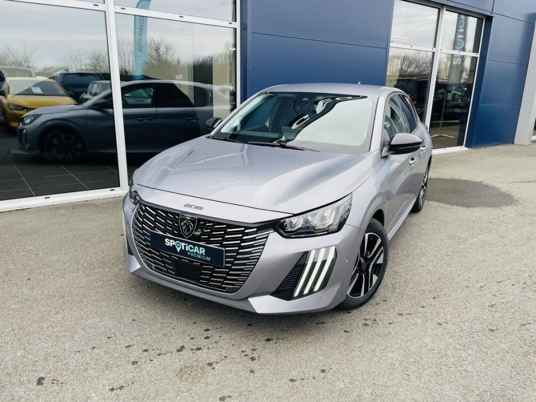Peugeot 208 - Photo 1