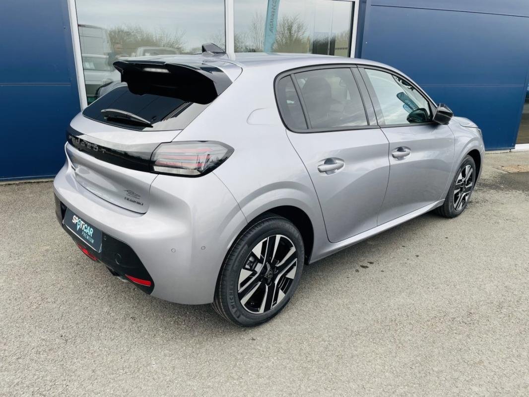 Peugeot 208 - Photo 14