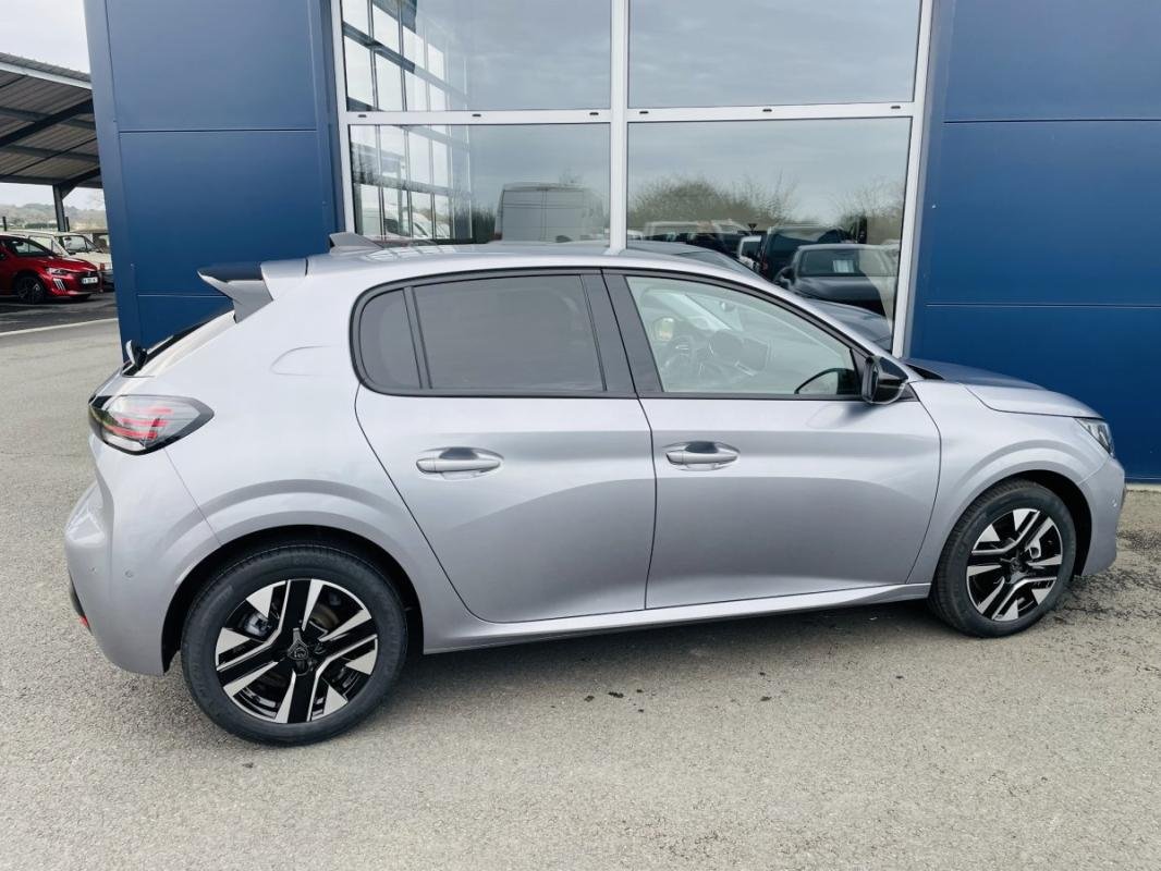 Peugeot 208 - Photo 15