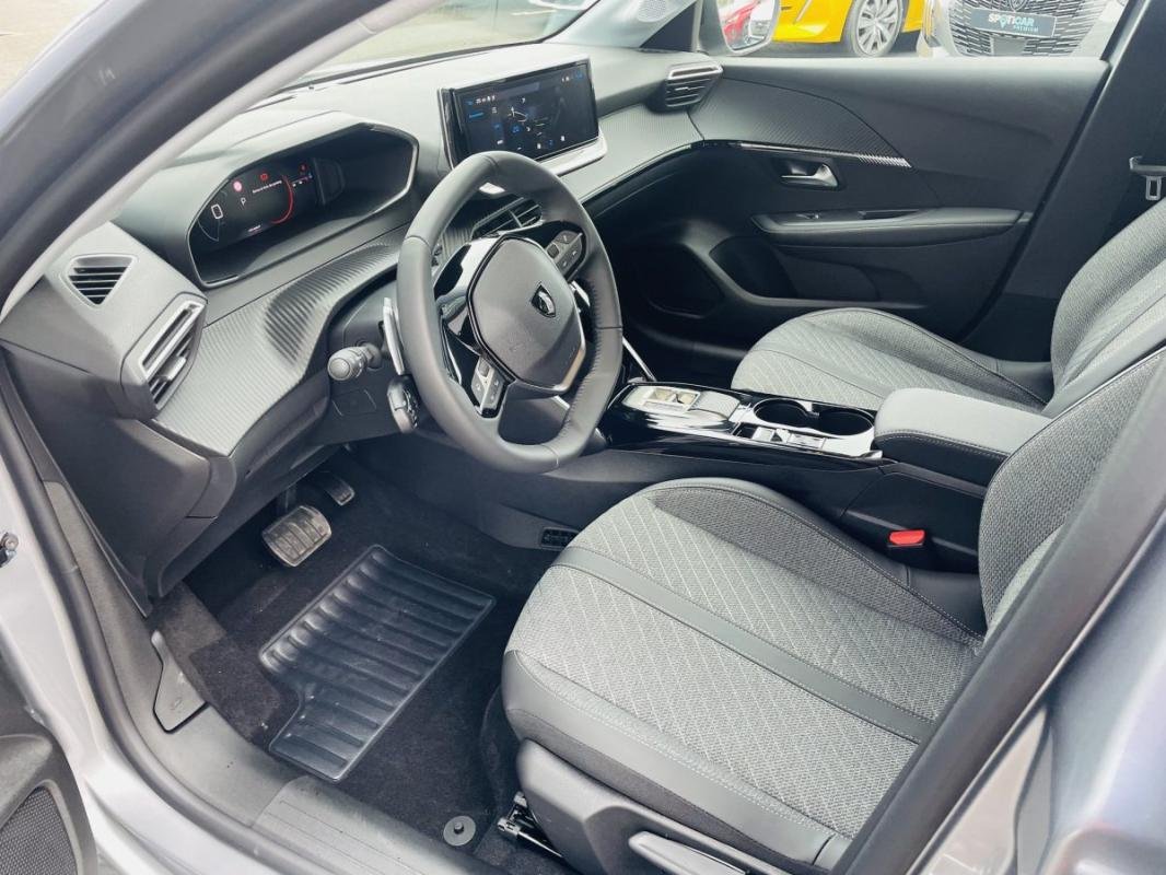 Peugeot 208 - Photo 21