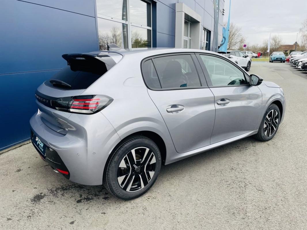 Peugeot 208 - Photo 9