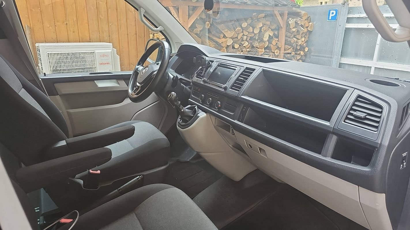 Volkswagen Transporter - Photo 10