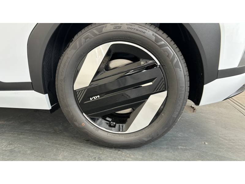 Kia EV4 - Photo 14