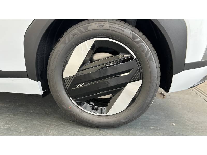 Kia EV4 - Photo 6