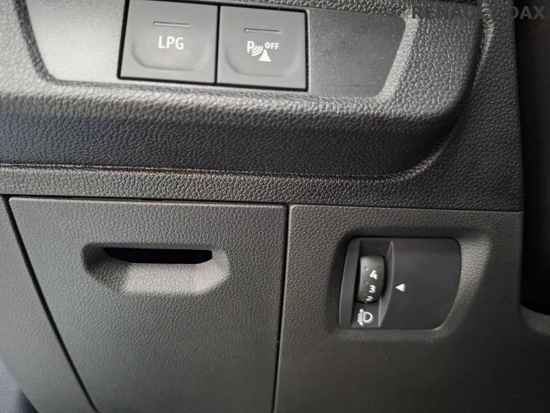 Dacia Sandero - Photo 30