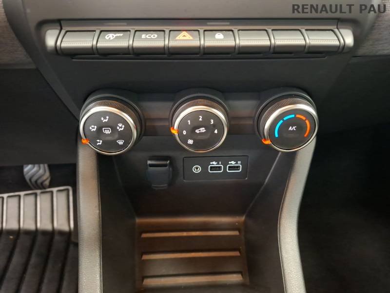 Renault Clio - Photo 25