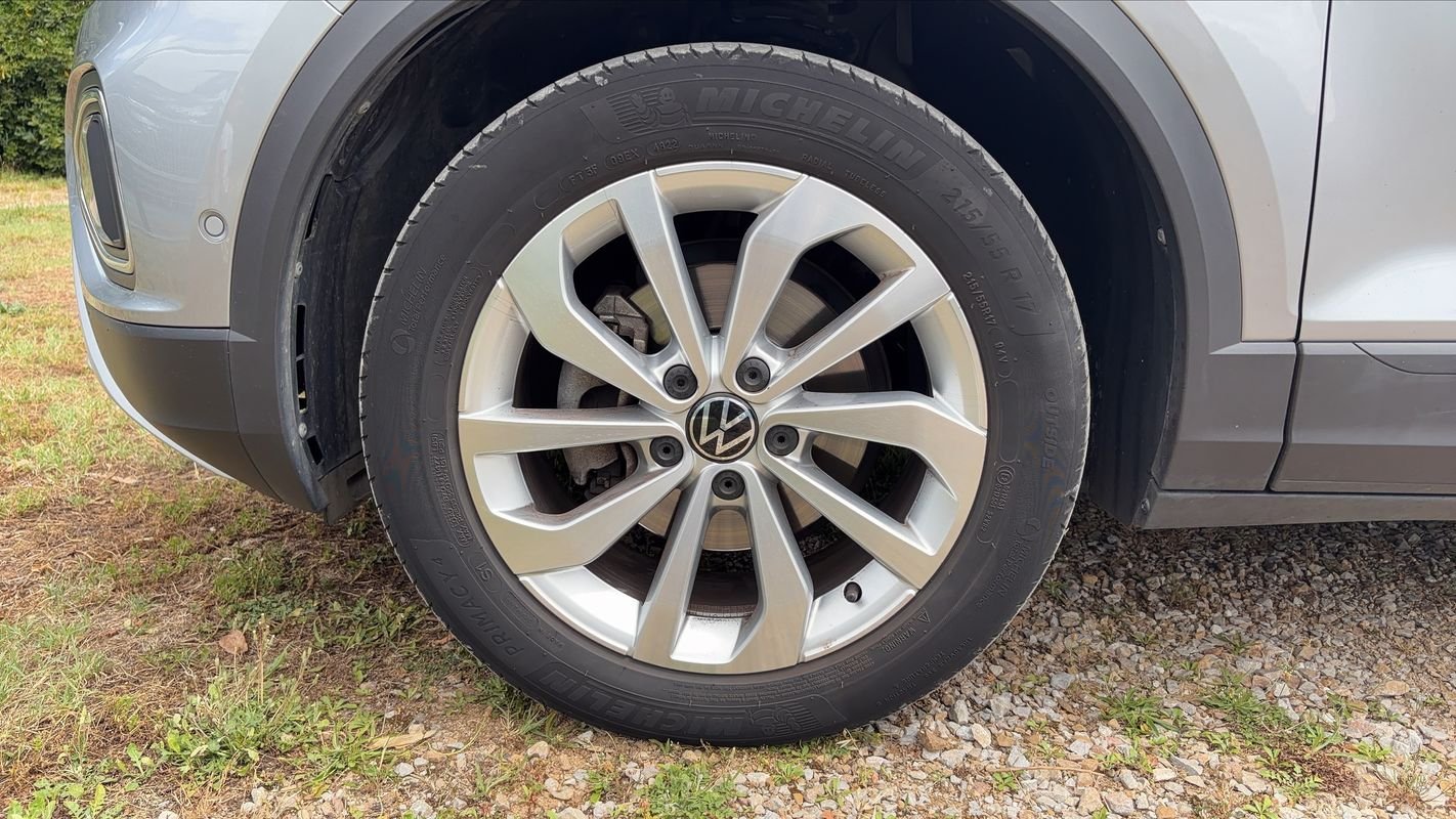 Volkswagen T-Roc - Photo 18