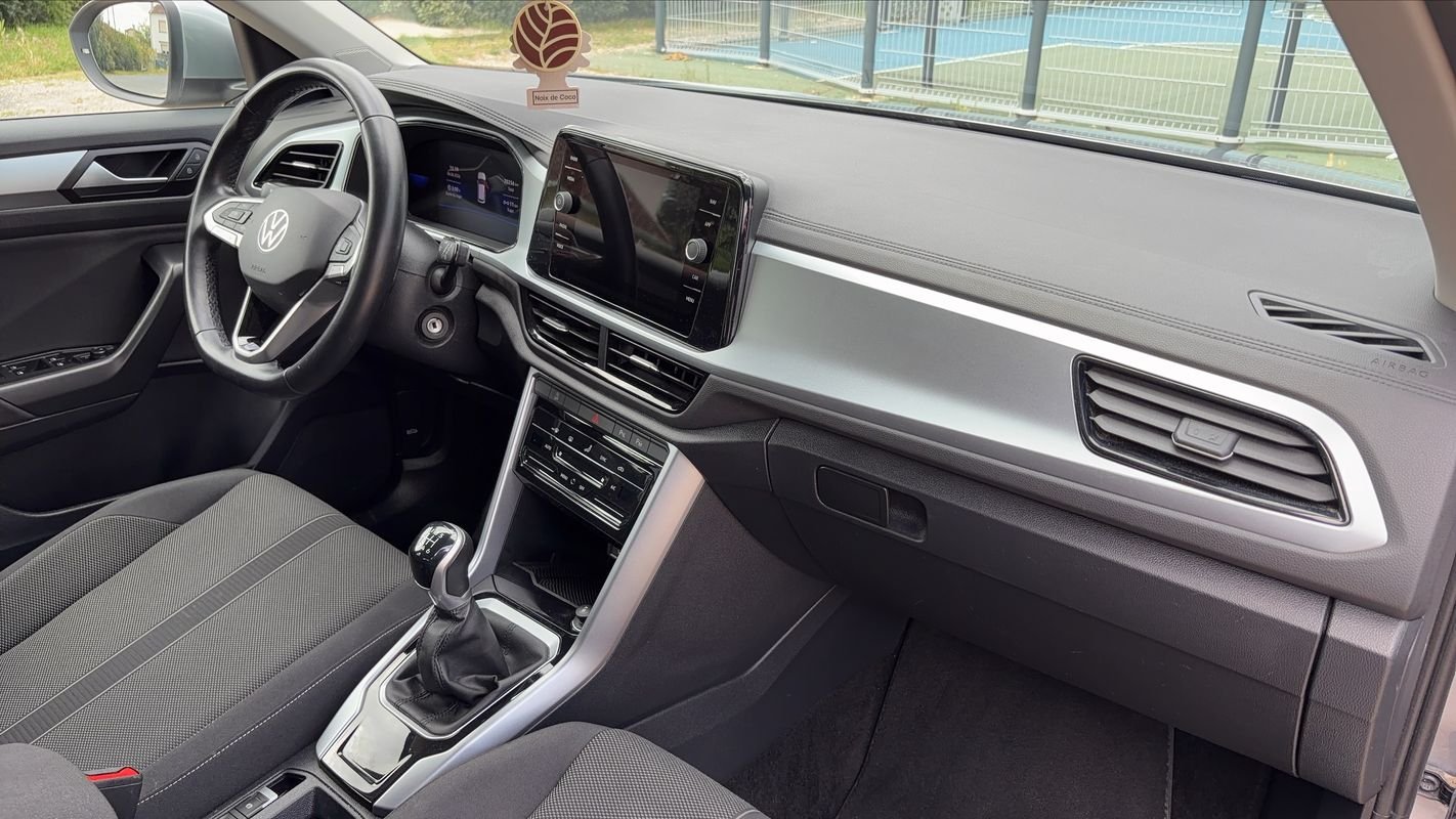 Volkswagen T-Roc - Photo 10