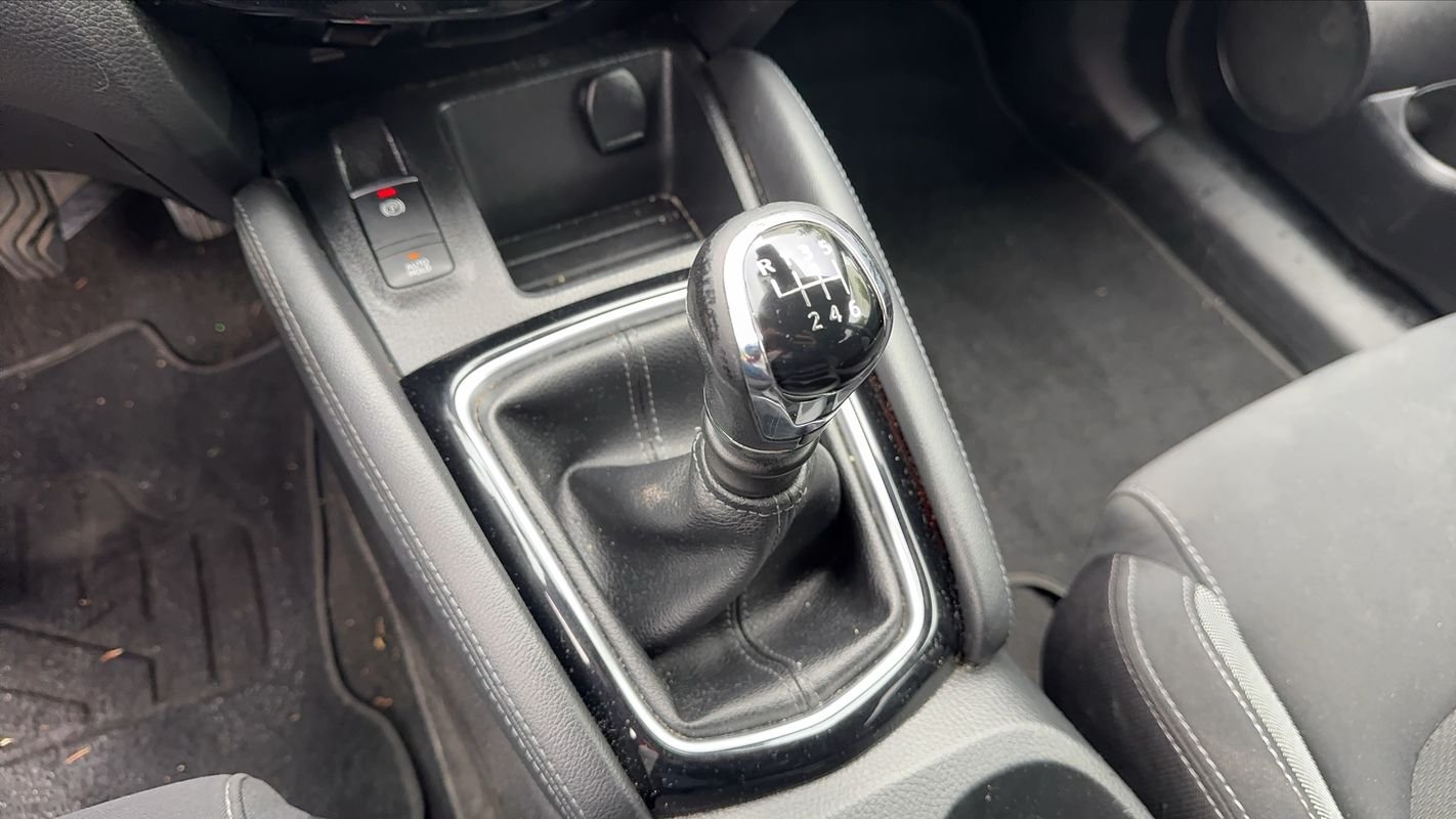 Nissan Qashqai - Photo 13