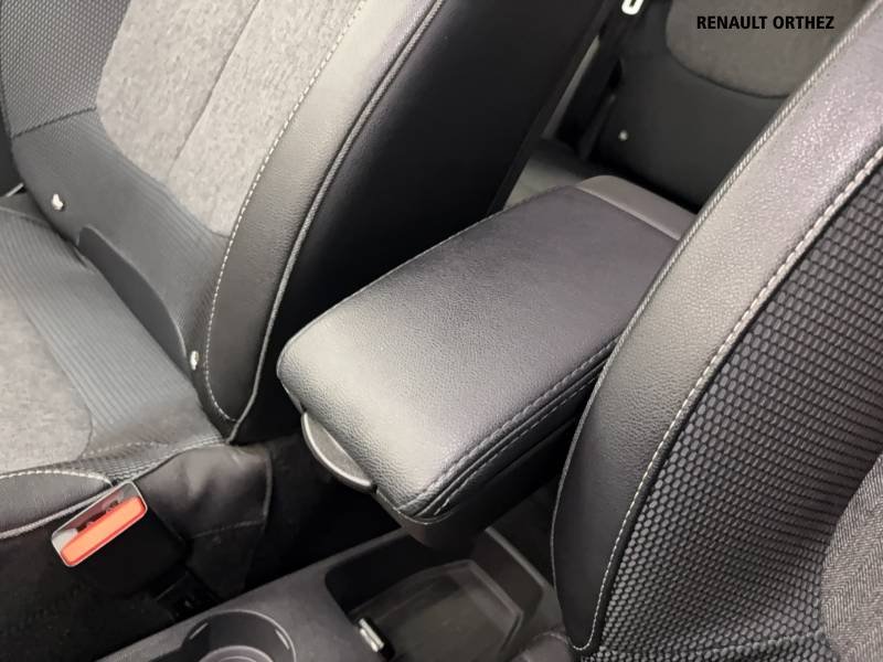 Renault Captur - Photo 37