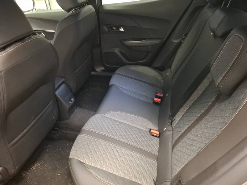 Peugeot 2008 - Photo 12