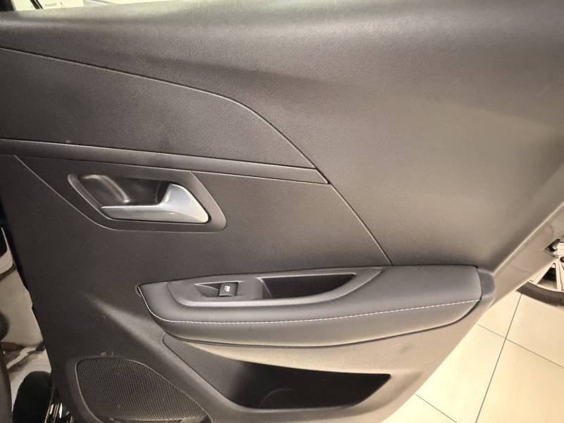 Peugeot 208 - Photo 19