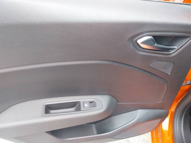 Renault Clio - Photo 27