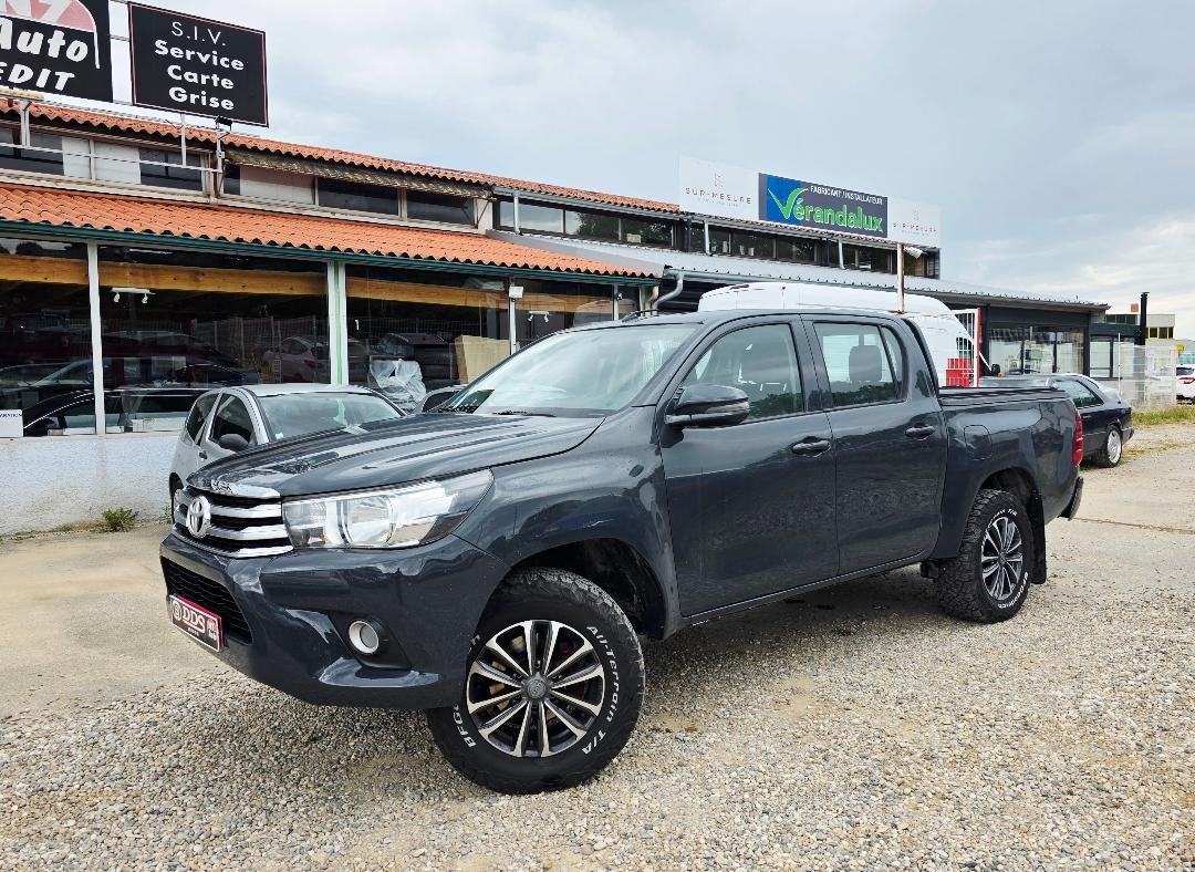 Toyota Hilux - Photo 2
