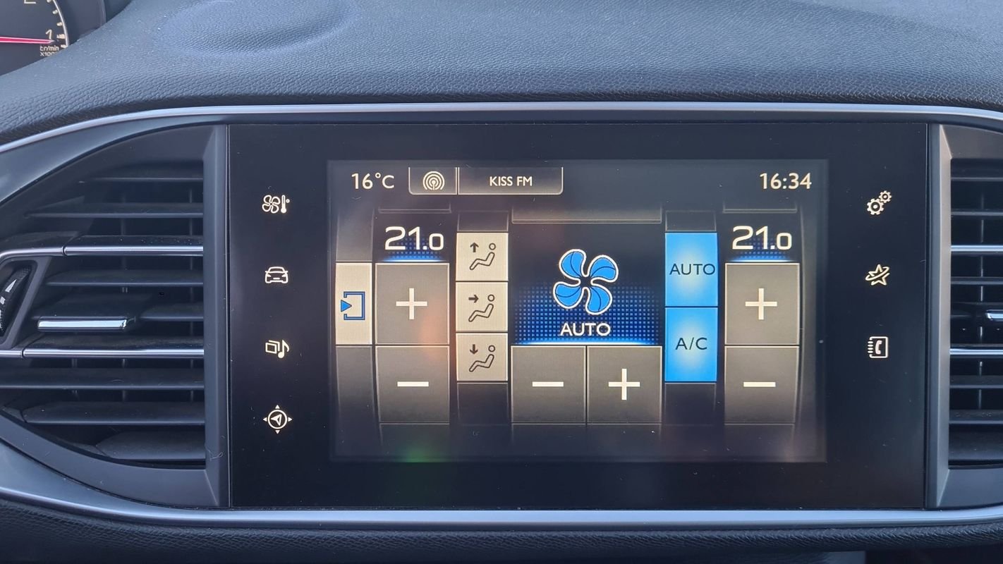 Peugeot 308 - Photo 13