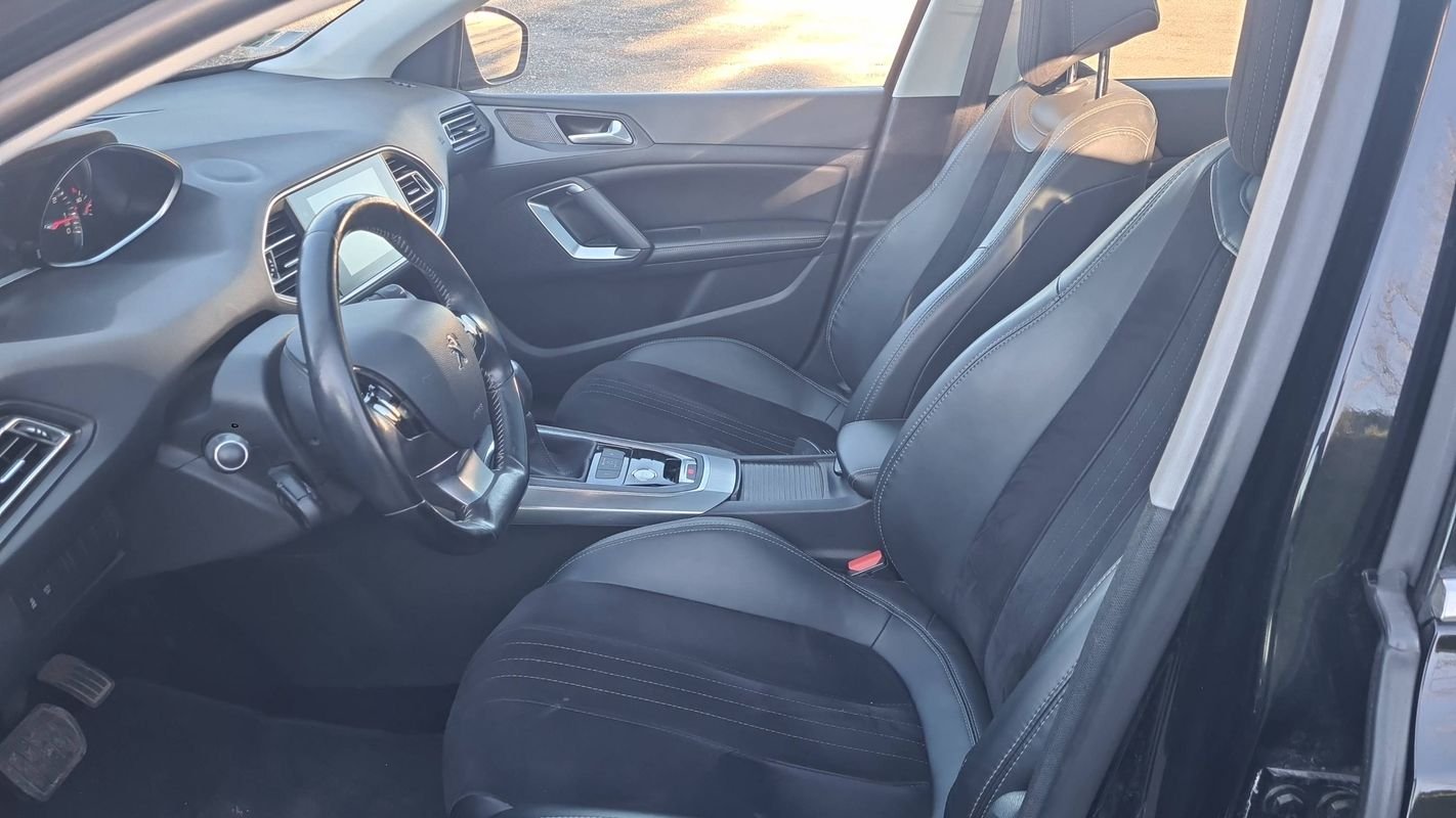 Peugeot 308 - Photo 25