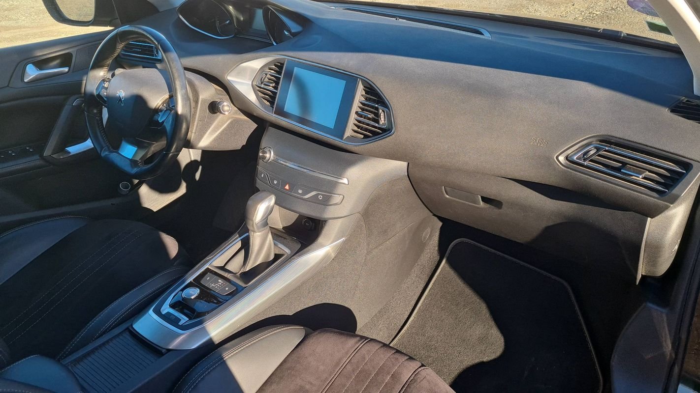 Peugeot 308 - Photo 10