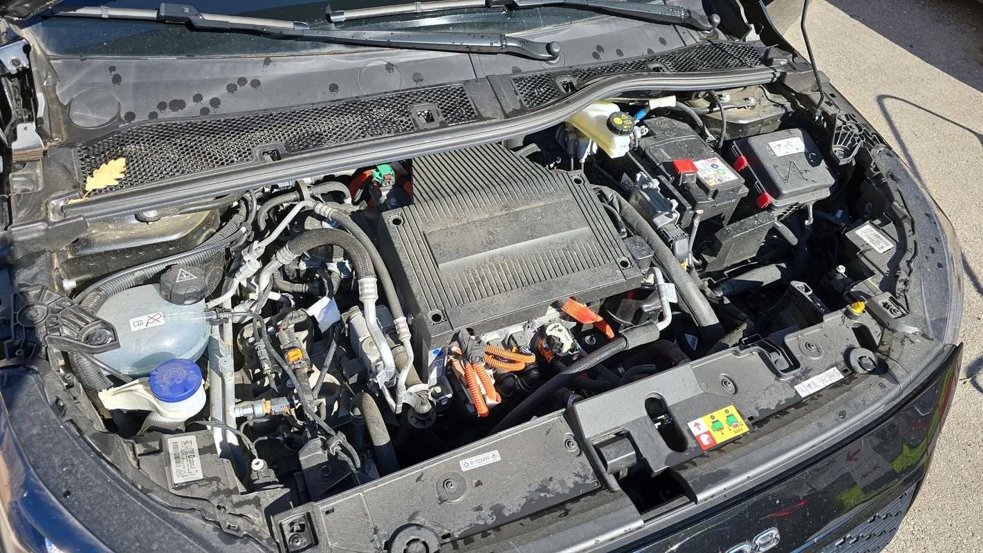 Peugeot E-208 - Photo 15