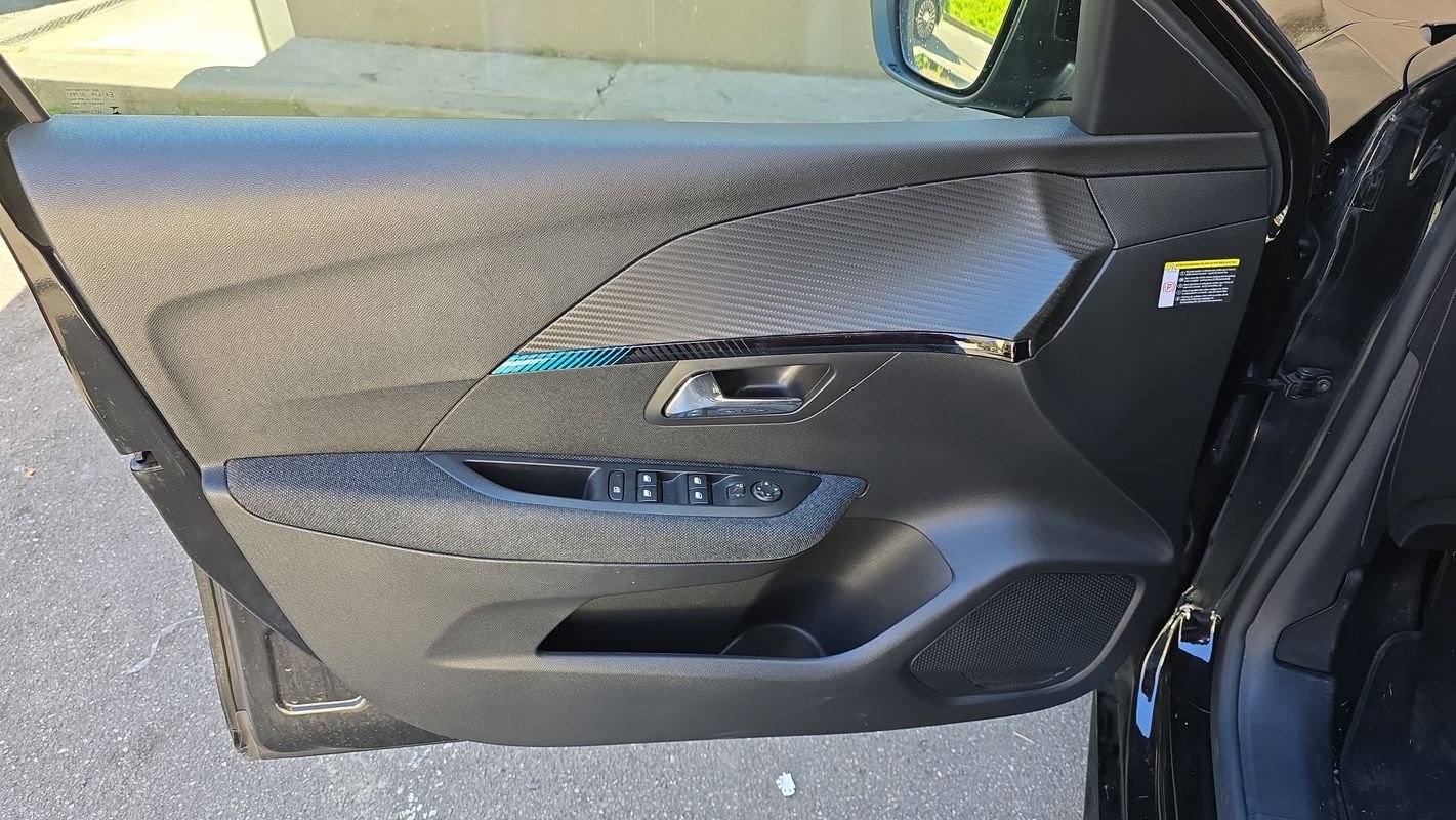 Peugeot E-208 - Photo 7