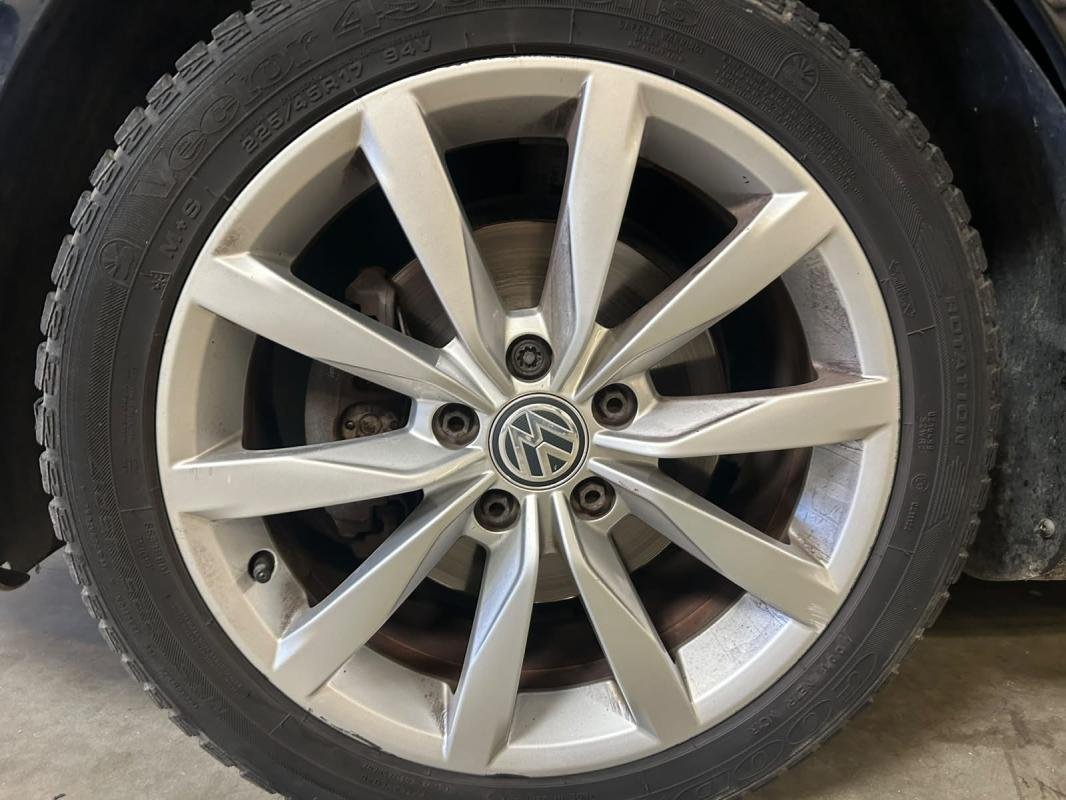 Volkswagen Touran - Photo 19