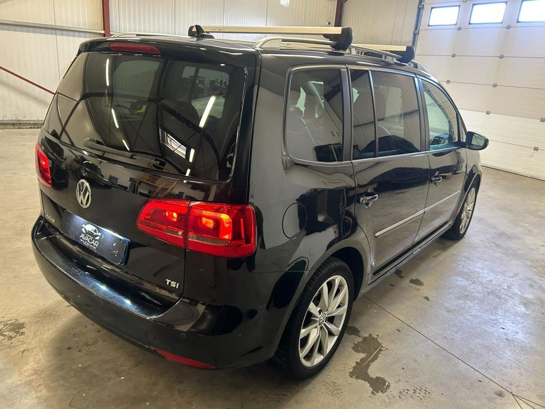 Volkswagen Touran - Photo 7
