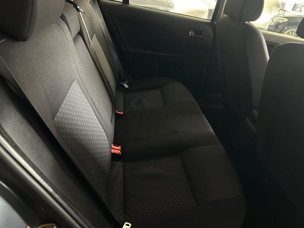 Ford Mondeo - Photo 10