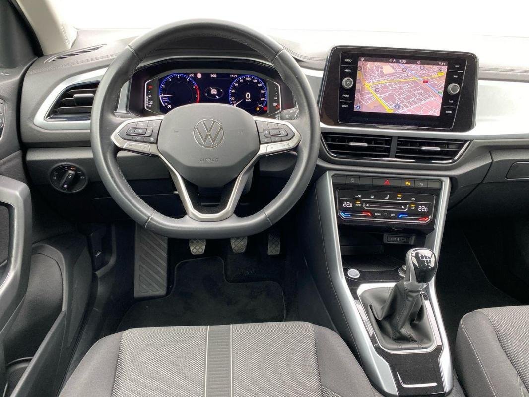 Volkswagen T-Roc - Photo 24