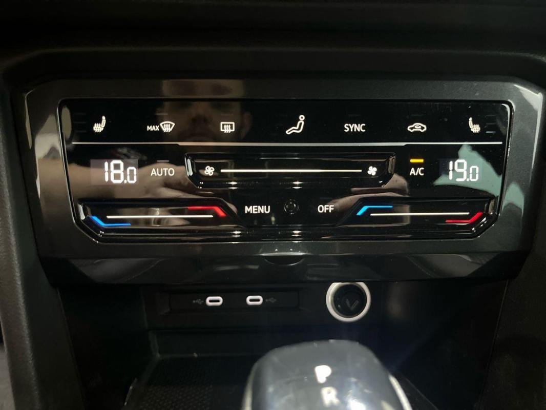 Volkswagen Tiguan - Photo 19