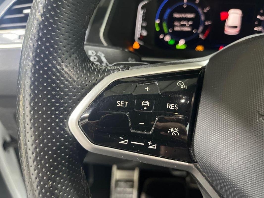 Volkswagen Tiguan - Photo 21