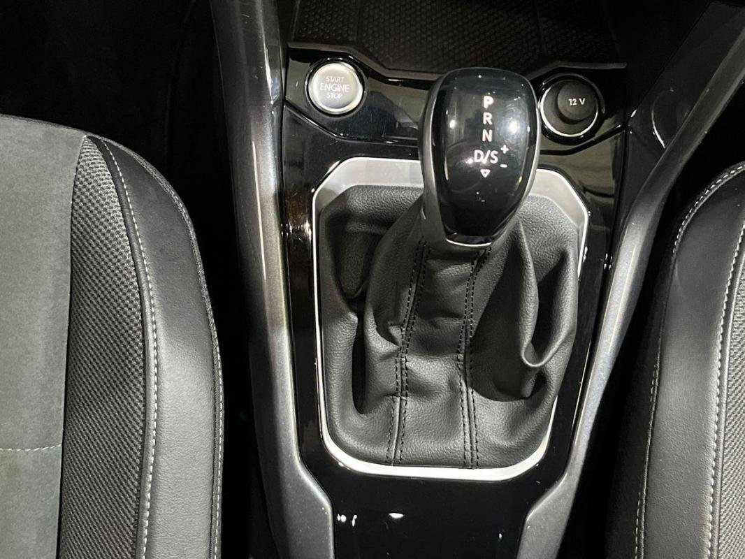 Volkswagen T-Roc - Photo 11