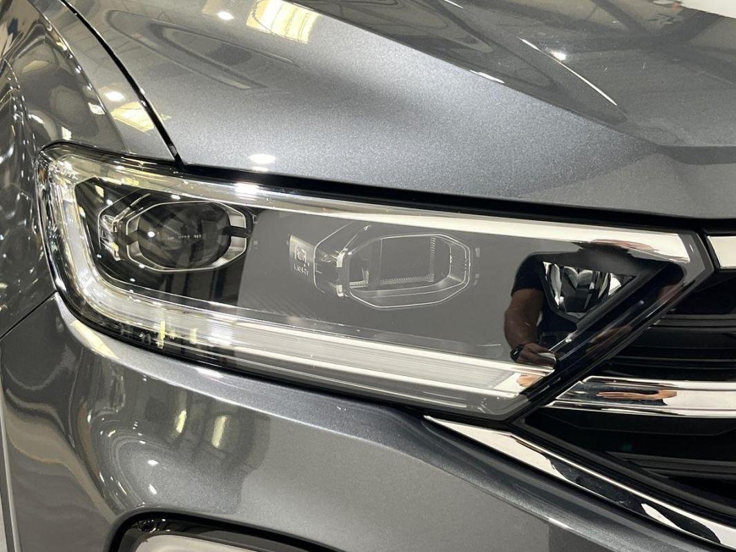 Volkswagen T-Roc - Photo 25