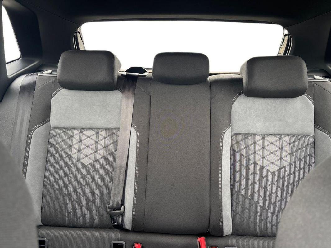 Volkswagen Polo - Photo 22