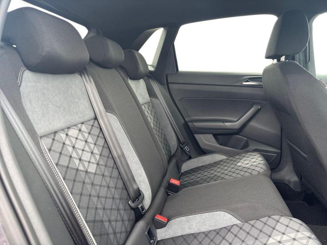 Volkswagen Polo - Photo 23