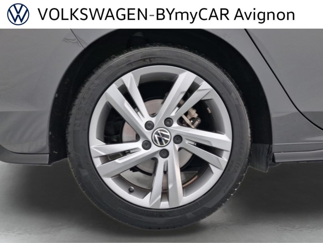 Volkswagen Golf - Photo 19