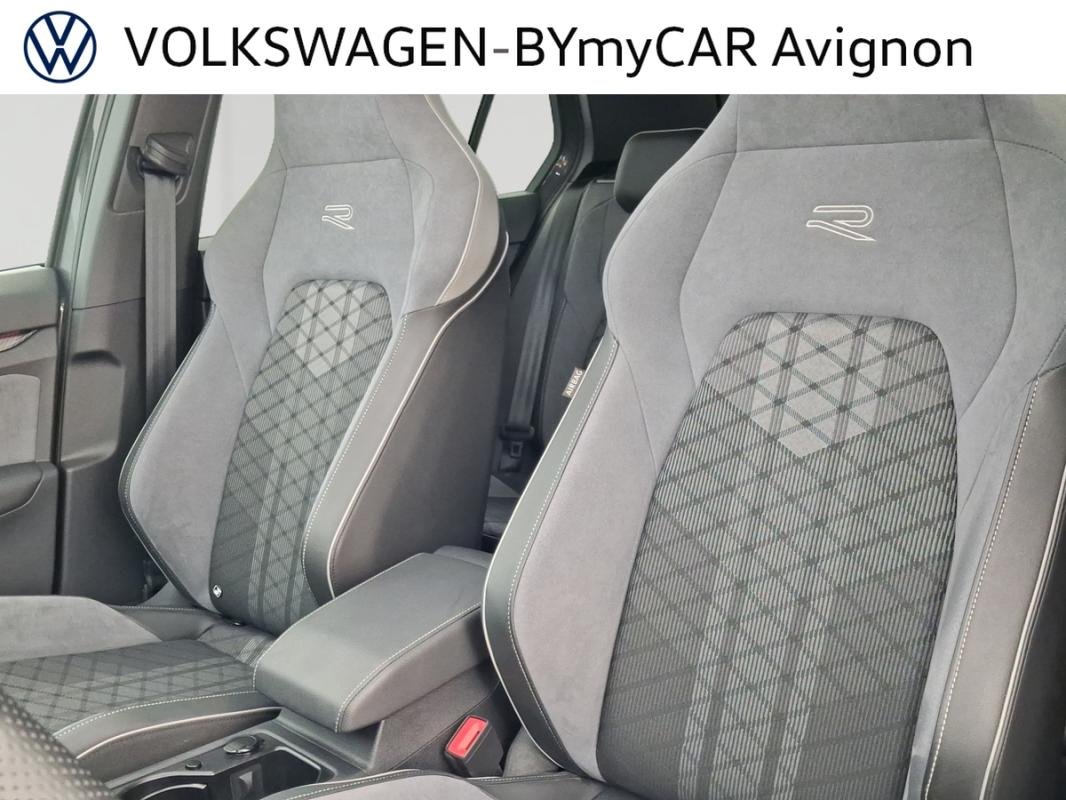 Volkswagen Golf - Photo 24