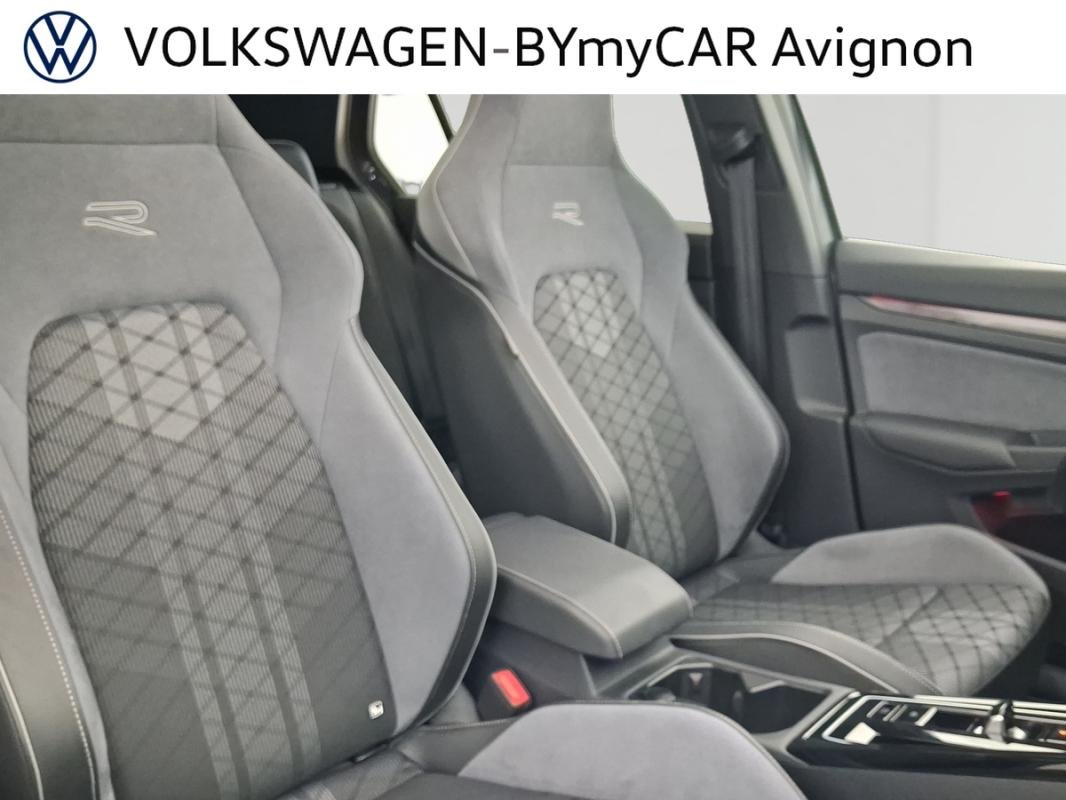Volkswagen Golf - Photo 28
