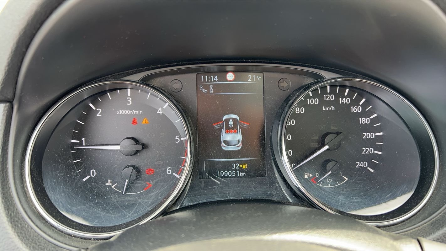 Nissan Qashqai - Photo 12