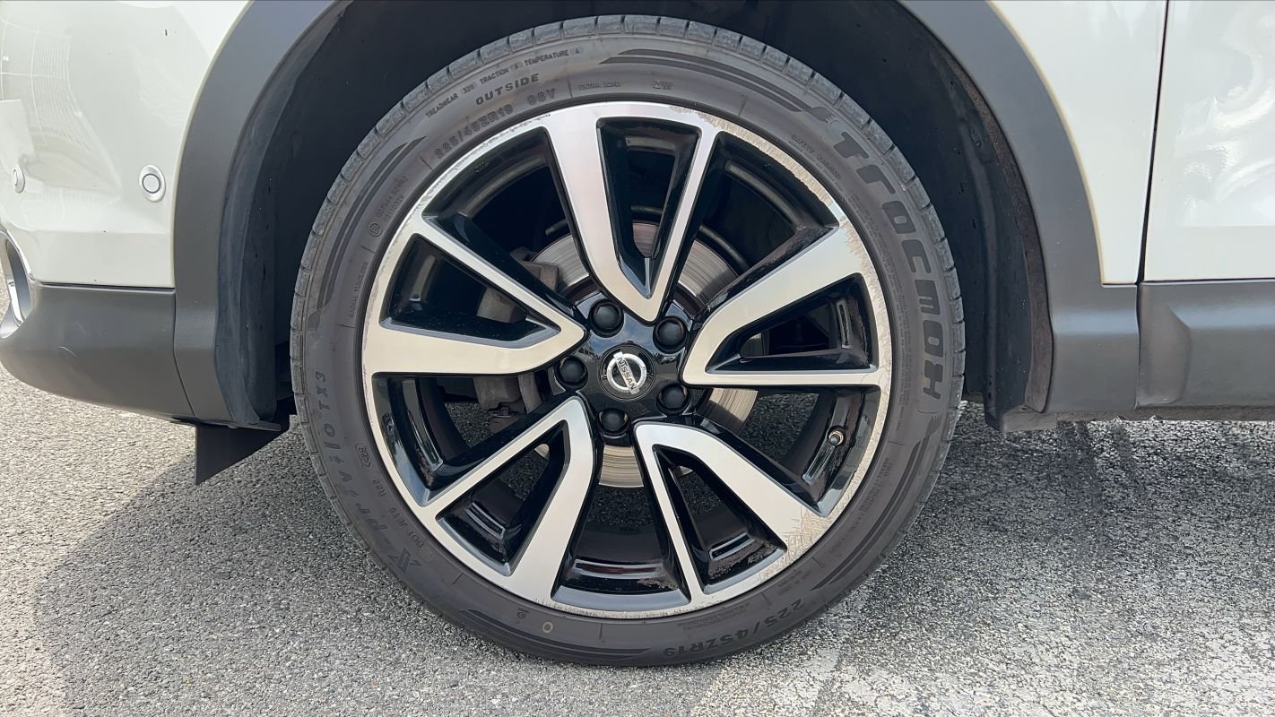 Nissan Qashqai - Photo 18