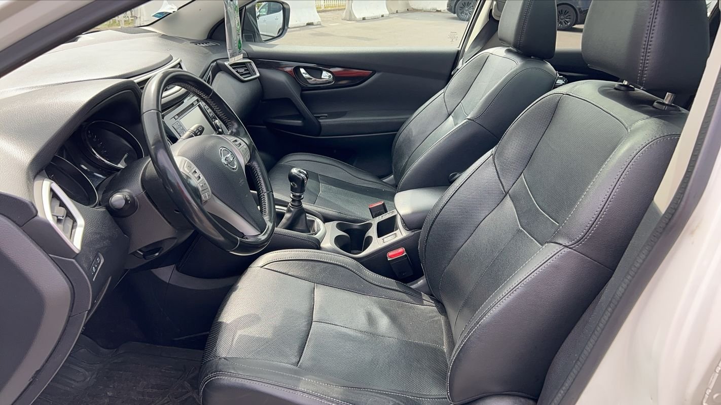 Nissan Qashqai - Photo 25