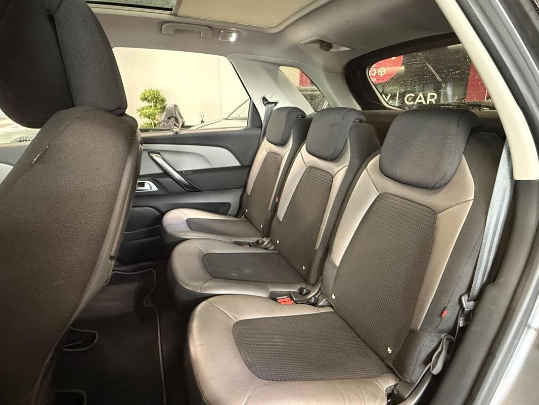 Citroën C4 Picasso - Photo 11