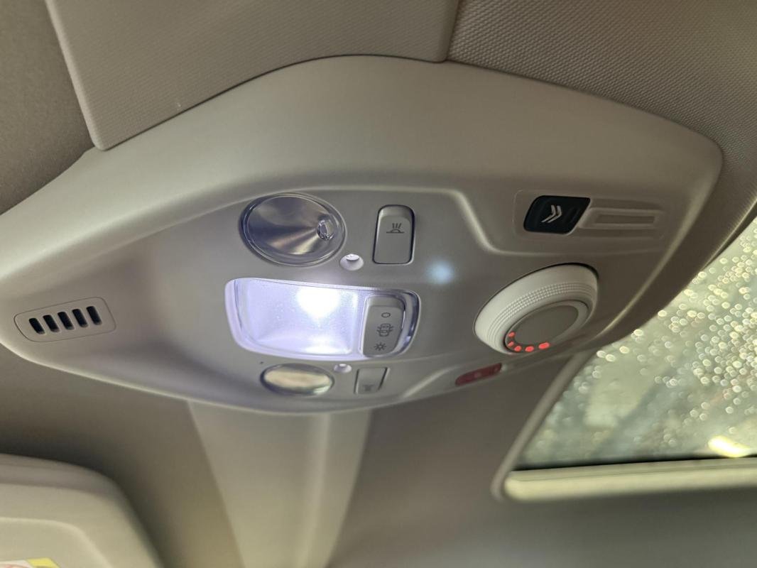 Citroën C4 Picasso - Photo 22