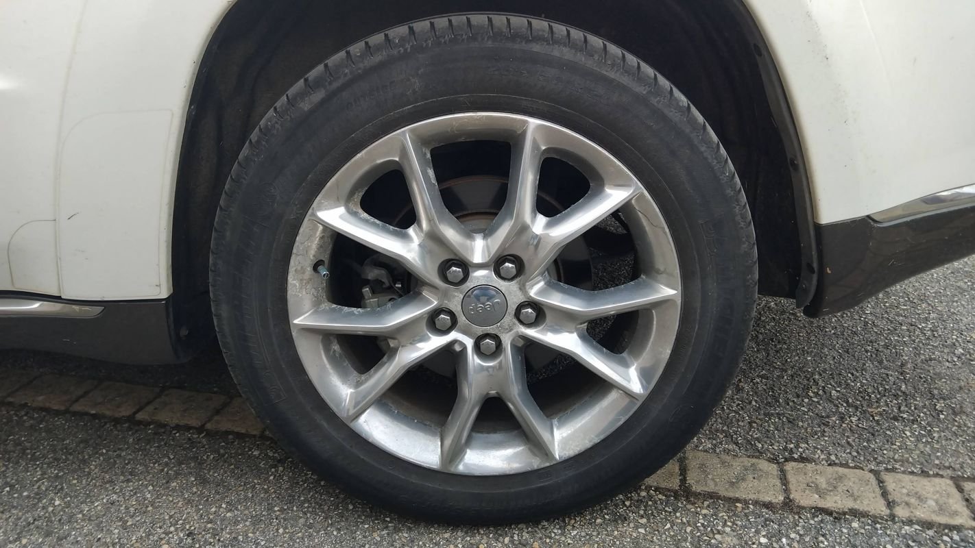 Jeep Grand Cherokee - Photo 19