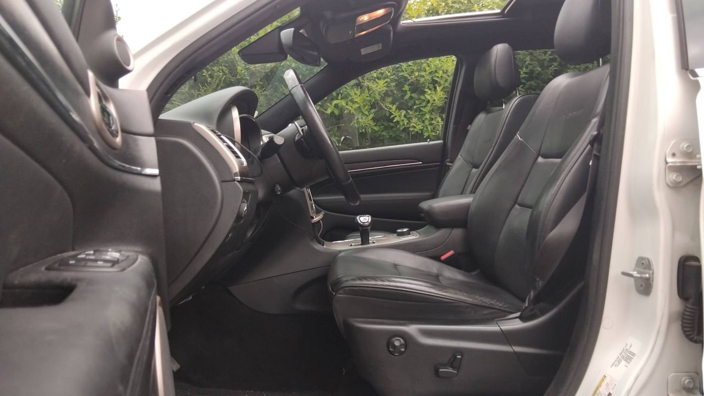 Jeep Grand Cherokee - Photo 29