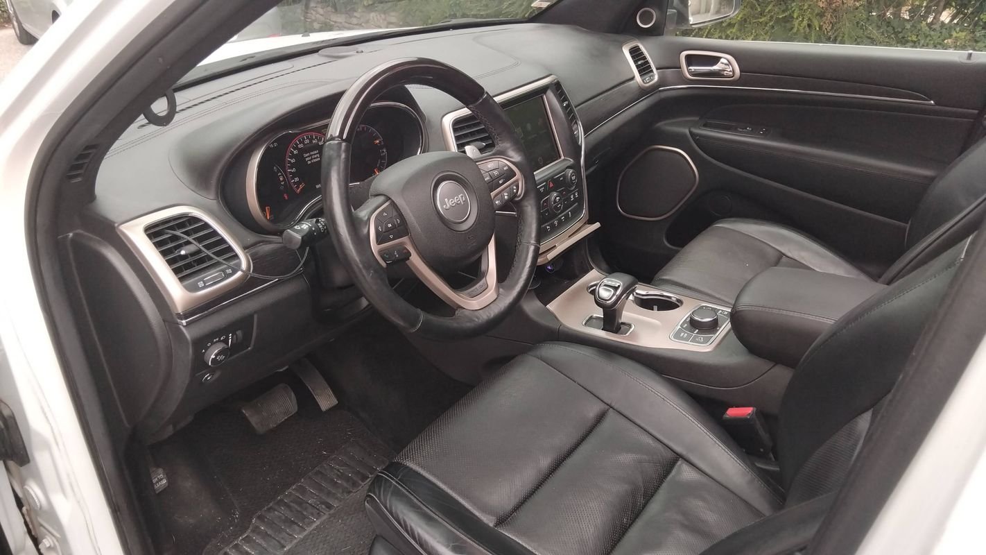 Jeep Grand Cherokee - Photo 8