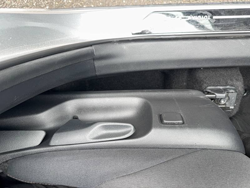 Toyota C-HR - Photo 21