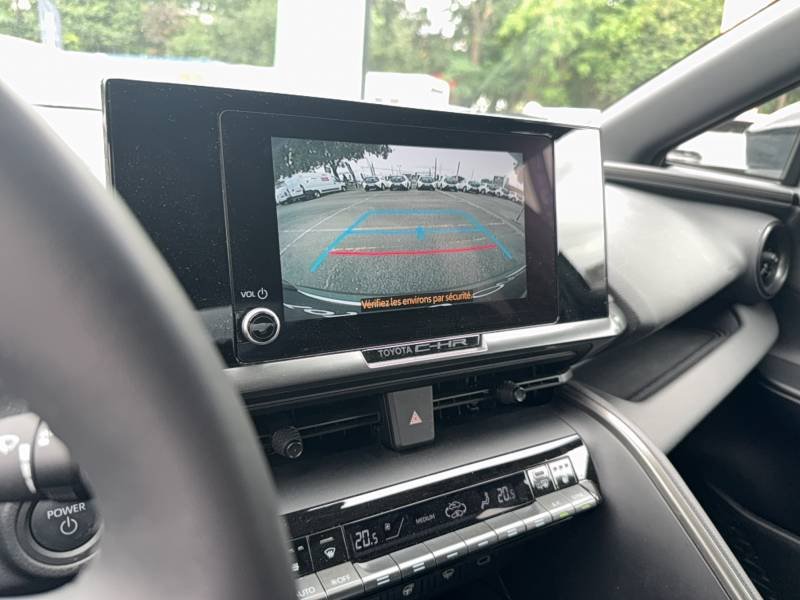 Toyota C-HR - Photo 28