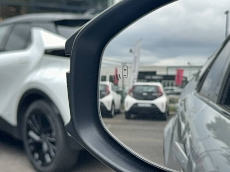 Toyota C-HR - Photo 45