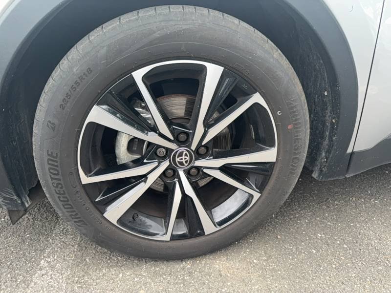 Toyota C-HR - Photo 9