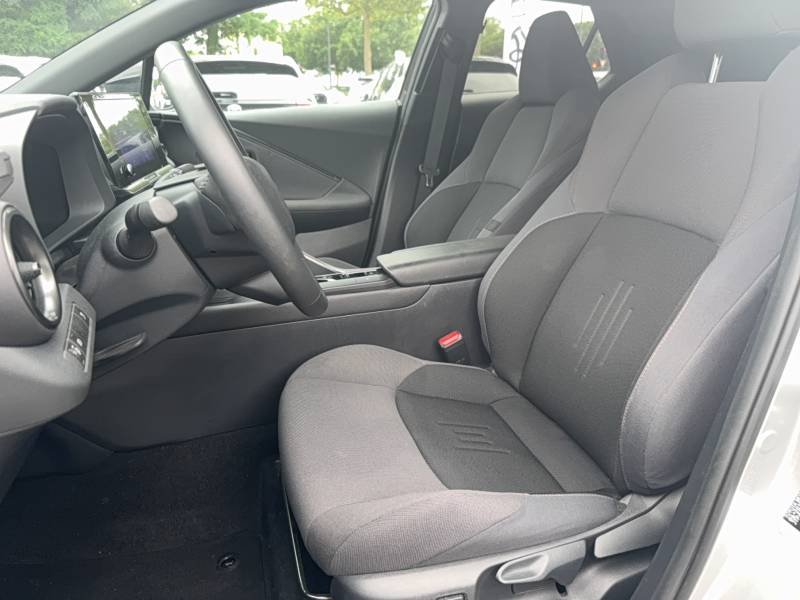 Toyota C-HR - Photo 10
