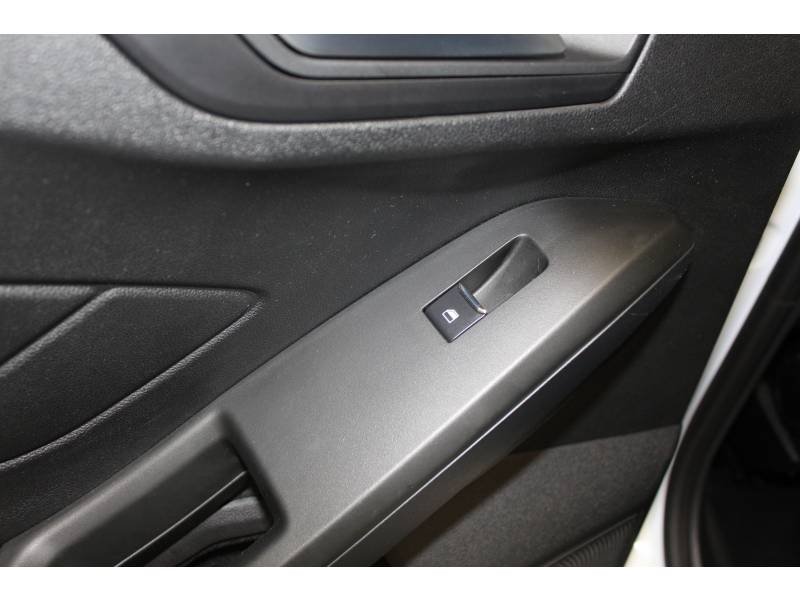 Ford Focus - Photo 16